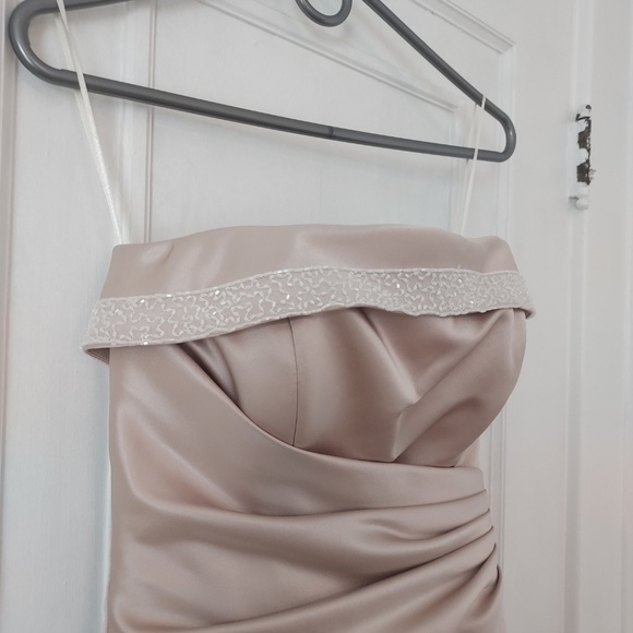 Maggie Sottero Wedding Dress - Picture 7 of 16